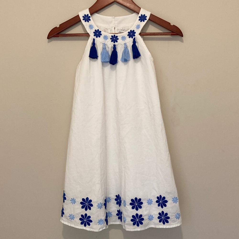Crown & Ivy White and Blue Floral Kids Dress Sz 10 in great preowned condition